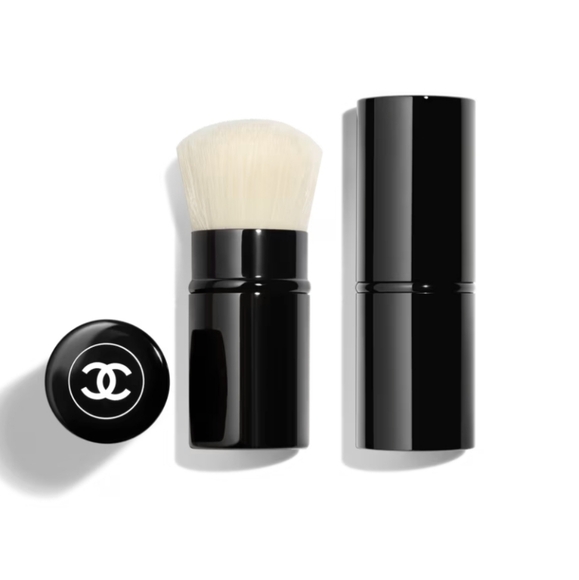 Chanel Retractable Kabuki Powder Brush N°108 - Picture 10 of 10